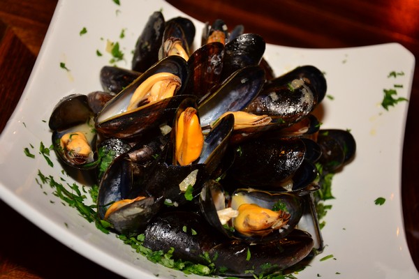 Moules Frites Night at Starlight 